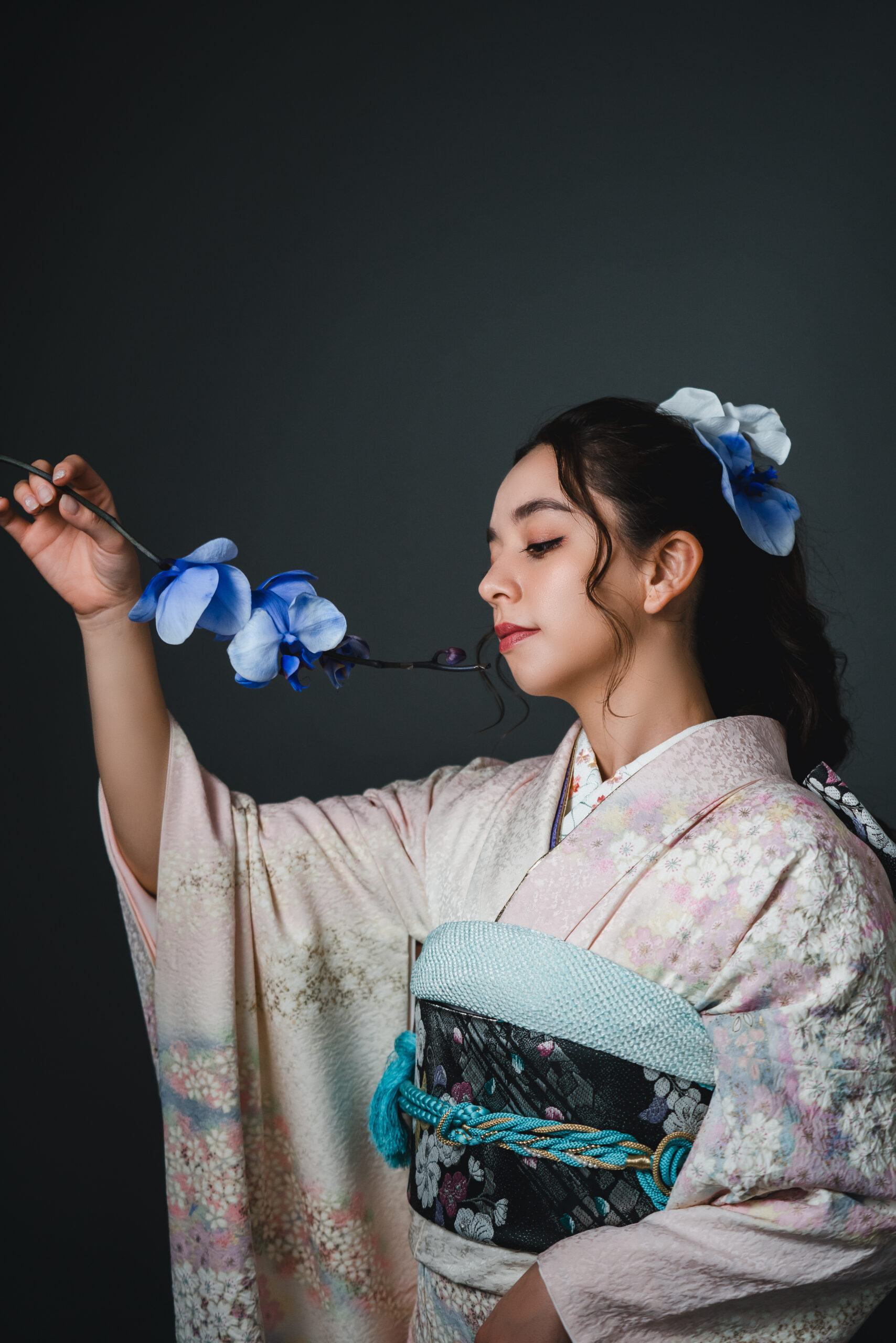 成人式の前撮り｜振袖を着た女性