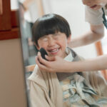 七五三撮影｜ヘアメイクをする子供
