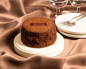 アンリュクス「スペシャルフォンダンショコラ」商品撮影｜岡崎の老舗和菓子・手土産撮影事例